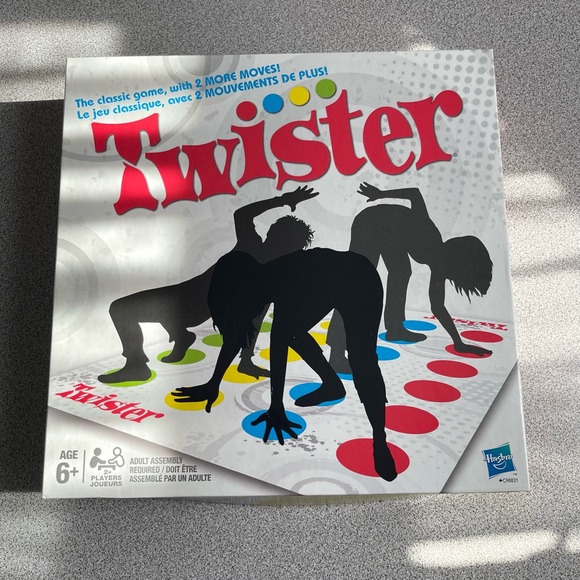 Twister Game - Picture 1 of 5